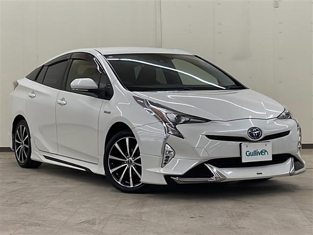 プリウス 1.8 S ツーリングセレクション 4WD 本革シート