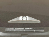 【トヨタセーフティセンス】走行中に前方の車両等を認識し、衝突しそうな時は警報とブレーキで衝突回避と被害軽減をアシスト。より安全にドライブをお楽しみいただけます。