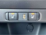 冷えが気になる方にもうれしい、運転席&助手席シートヒーター。