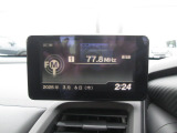 純正センターディスプレイです。AM・FMチューナー・Bluetooth。