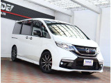 【車屋】として、長く車業界に従事した経験豊富なスタッフが多数在籍しております。