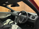 V40クロスカントリー D4 サマム ディーゼル 本革シート サンルーフ