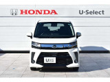 当店の展示車は、プロの業者にボディーの磨き、ルームクリーニングを依頼していますので、とてもきれいです!!ぜひ、見にいらしてください!