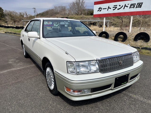 クラウン 2.0 ロイヤルエクストラ 