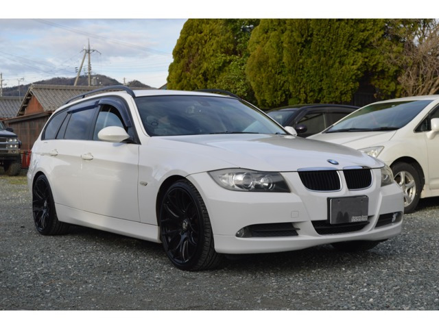 3シリーズツーリング 320i 