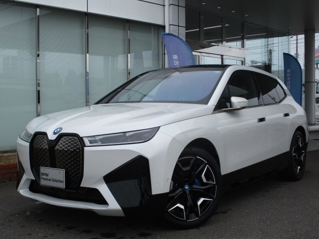 iX xドライブ40 4WD 