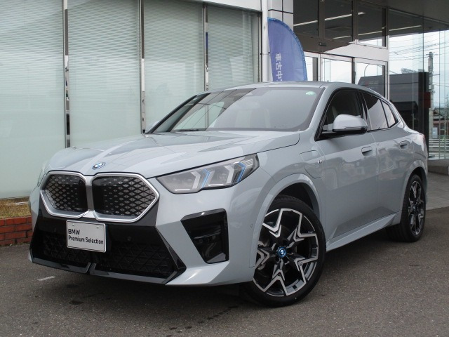 iX2 xドライブ30 Mスポーツ 4WD 