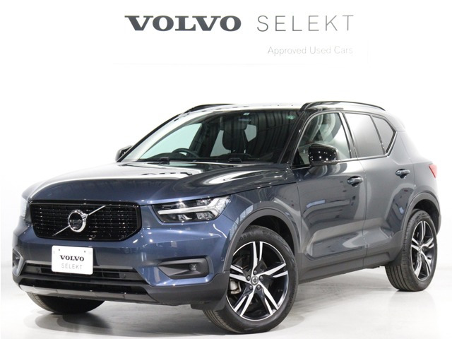 XC40 B4 AWD Rデザイン 4WD 