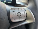 ハンズフリー電話や音量調整等、運転中どうしても手が離せない際も問題なく運転出来ます!