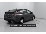 プリウス 1.8 A プレミアム E-Four 4WD 