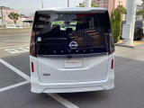 セレナ 2.0 ハイウェイスター V Vセレクション 