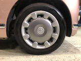 ホイールだけでも車のイメージがかなり変わりますね。