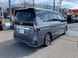 セレナ 1.2 e-POWER ハイウェイスター V 