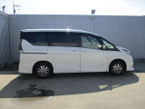 セレナ 1.2 e-POWER ハイウェイスター V 