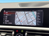 ●純正ナビ:一体感のあるナビは、高級感ある車内を演出してくれます。オーディオ機能も充実しておりますので、運転もより楽しめます♪