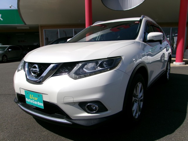 エクストレイル 2.0 20X 4WD 3列車 