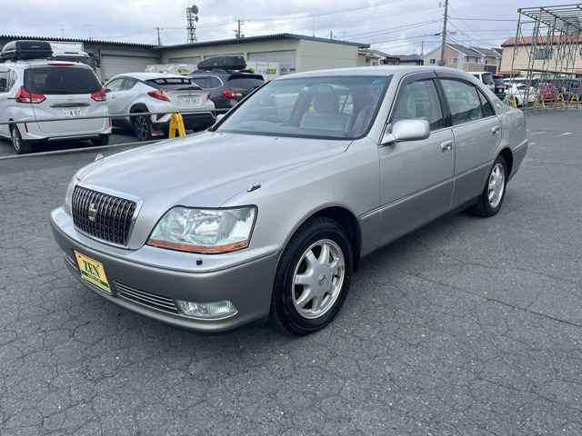 クラウンマジェスタ 4.0 Cタイプ i-Four 4WD 