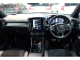 XC40 B4 AWD Rデザイン 4WD 