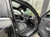 GLB GLB200d 4マチック 4WD 本革シート