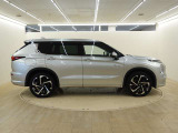 アウトランダー PHEV 2.4 P 4WD 