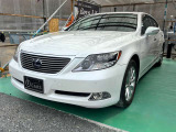 LS 600hL 4WD 