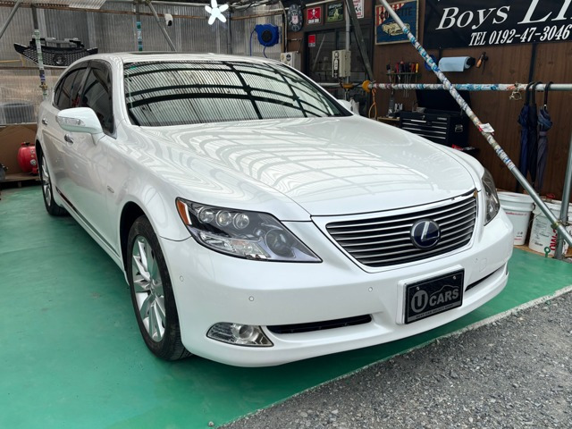 LS 600hL 4WD 