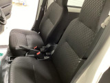 運転席・助手席全体像です