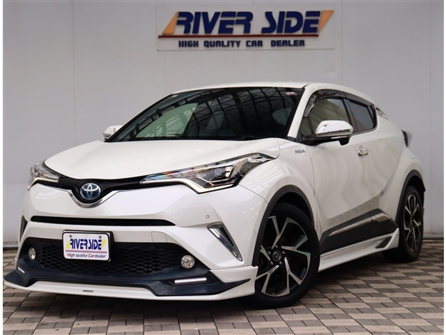 トヨタ C-HR ハイブリッド 1.8 G