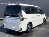 セレナ 2.0 ハイウェイスター V 