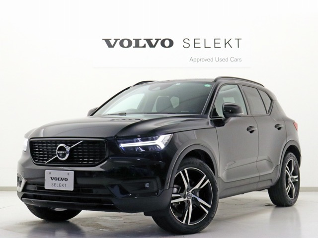 XC40 B4 AWD Rデザイン 4WD 