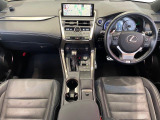 NX 300h Fスポーツ 本革シート サンルーフ