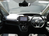 セレナ 1.2 e-POWER ハイウェイスター V 