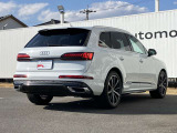Q7 45 TFSI クワトロ Sラインパッケージ 4WD 