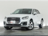 アウディ Q2