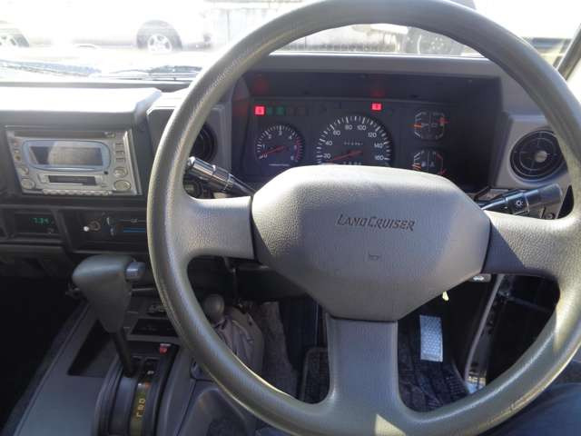 トヨタ ランドクルーザー70 4.2 ZX ディーゼル 4WD の中古車詳細