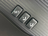 【メモリー機能付きパワーシート】ドライバーごとに設定したシート位置を記憶して、ボタン一つで切り替えできる便利な機能!運転する方が複数名いらっしゃるご家庭におすすめです♪