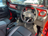 グラディエーター 3.6 ルビコン 4WD 