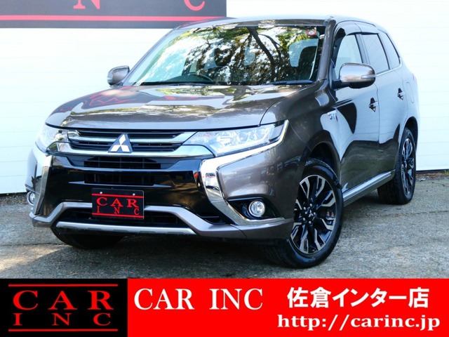 アウトランダーPHEV 2.0 G セイフティパッケージ 4WD パワーシート 4WD 全方位カメラ