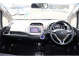 とても運転しやすい車内設計!
