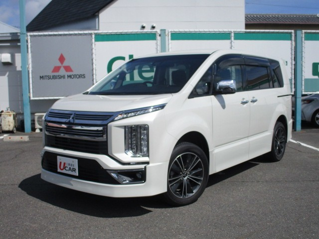 デリカD:5 アーバンギア 2.2 G  4WD 