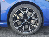 右前フロント 235/40R19
