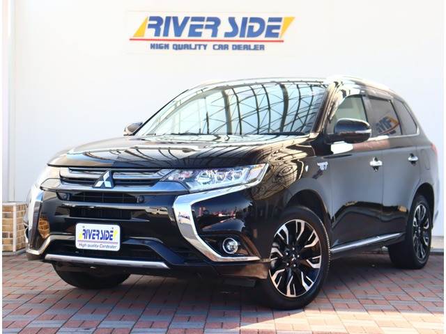 アウトランダーPHEV 2.0 G プレミアムパッケージ 4WD 純正ナビ全方位カメラ 衝突軽減...