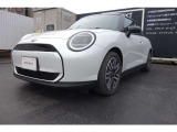 MINI NEXT大分では最大100項目の厳正な納車前点検を行い安心・安全なカーライフをお届け致します。