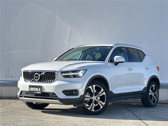 XC40 T4 AWD インスクリプション 4WD 4WD 本革シート