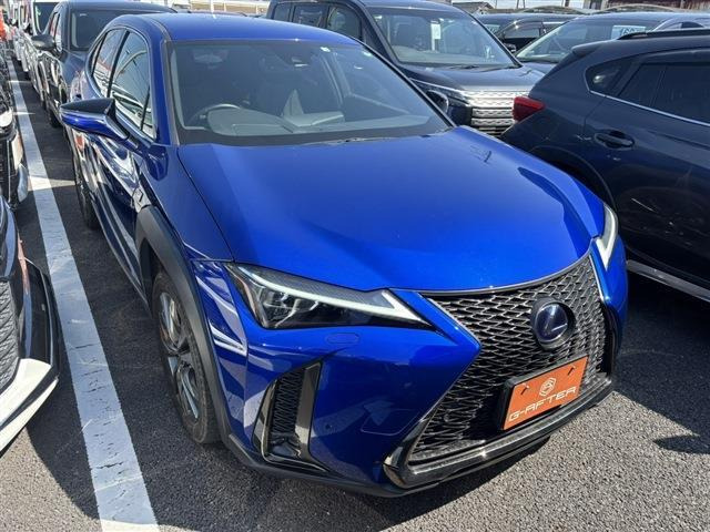 UX 250h Fスポーツ R4登録CarPlay黒革シート角型LEDヘッド