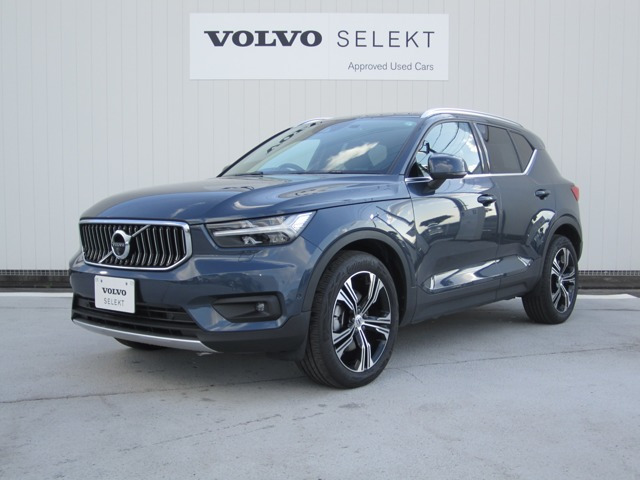 XC40 B4 AWD インスクリプション 4WD 