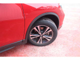 エクストレイル 2.0 20Xi 4WD 3列車