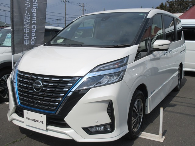 セレナ 1.2 e-POWER ハイウェイスター V 