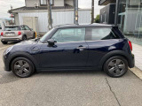 全国各地、ご納車できます!車庫証明やご面倒な手続きもいたします。初めてのご購入も安心できますよう丁寧にご説明いたします。