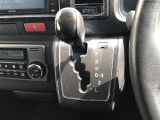 気になる車はすぐにお問い合わせください!画面右側の0066から始まる無料ダイヤルからお問い合わせ下さい!専門スタッフがお車のご質問にお答えいたします!